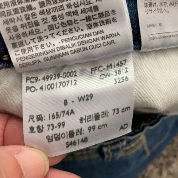 Levi’s Crop Jeans Size 8 - Picture 5 of 8